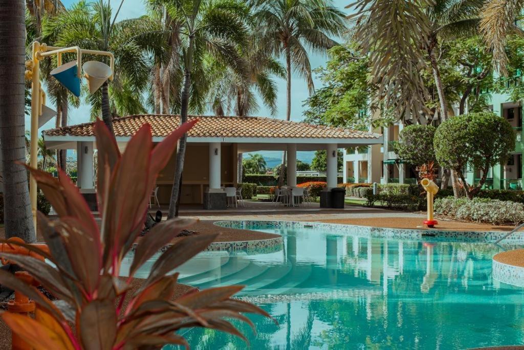 Aquatika Paraiso Tropical Loiza Buitenkant foto